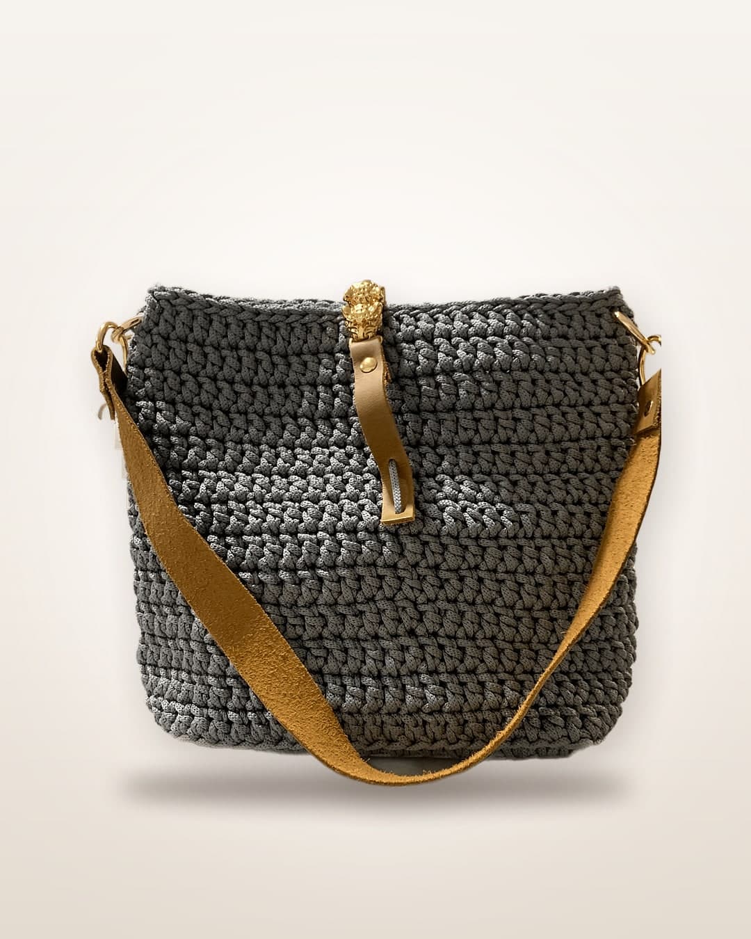 Bolsa Cinza Alça de Couro